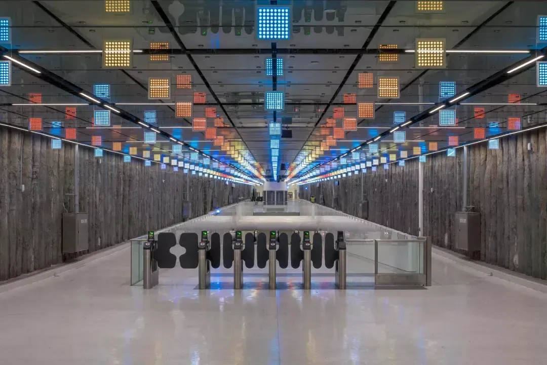 《贝博体彩app》埃尔温·雷德尔作品，2021年，中央地铁:联合广场市场站